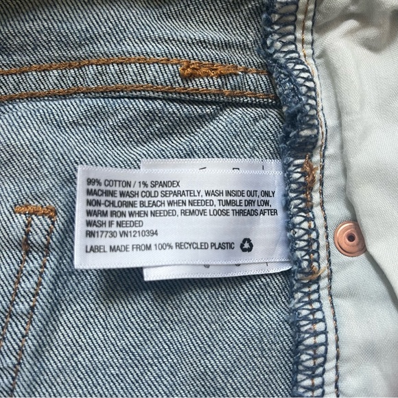 Universal Thread Size 10 Jean Shorts - Picture 10 of 14